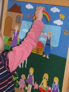 Entering the imaginary world with felt play