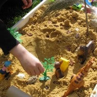 Ideas for using sand for sensory play