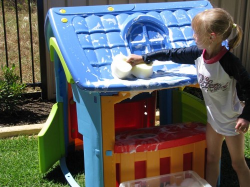 Wash a Cubby House 5