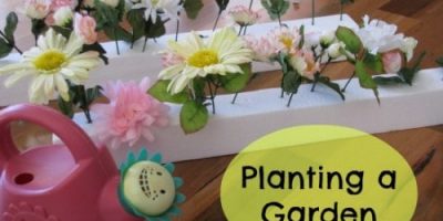 garden pretend play ideas