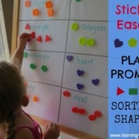 Sticky Easel Play Prompt - Sorting Shapes