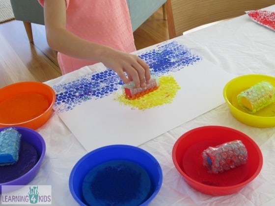 Creating paintings using bubble wrap covered blocks