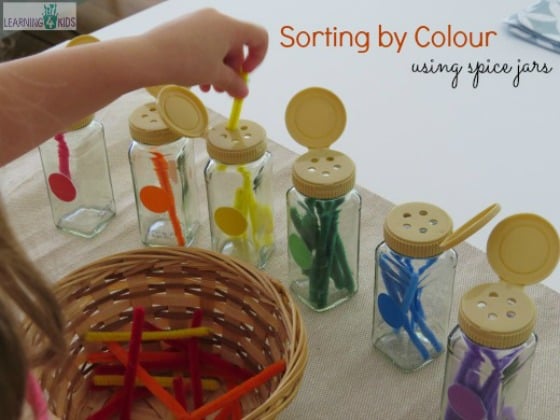 Sorting by colour using spice jars by learning 4 kids