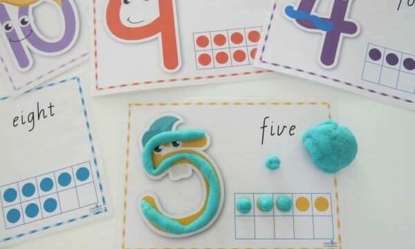 Number play dough mats with 10s frame for 1to1 correspondence