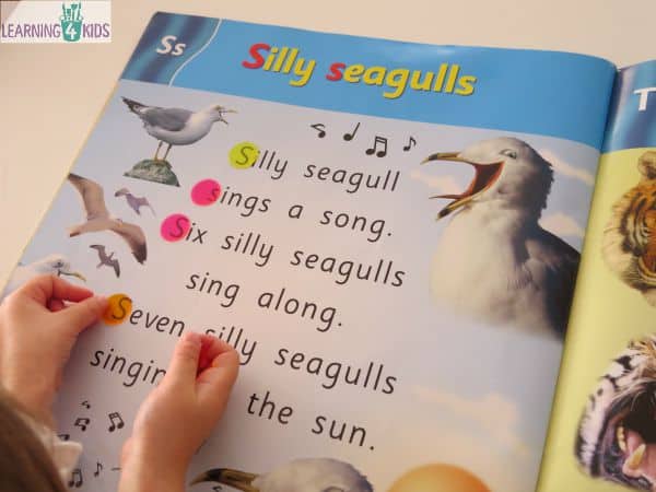 Letter spotting in big books - search for letters, sight words and blends